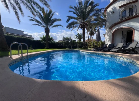 "Villa Frida" Ferienhaus in Els Poblets bei Denia in Spanien mit privatem Pool für 6 Personen